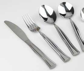 批发服装厂家与日用百货 供应链优势与市场机遇